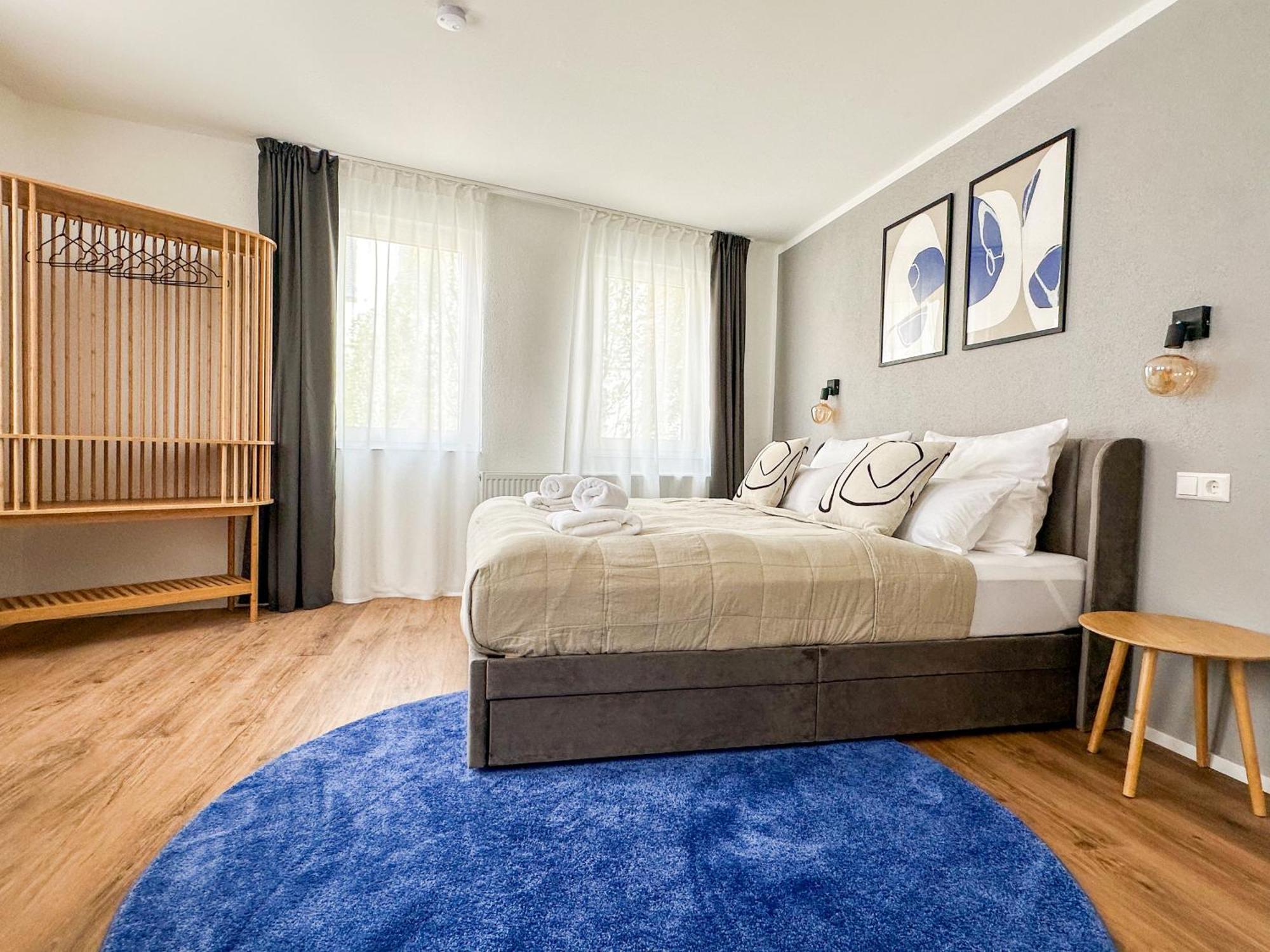 Apartment Im Herzen Der Altstadt: Modern-gemuetlich-zentral Leonberg